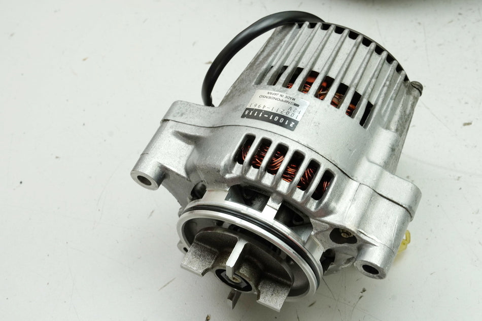 KAWASAKI ZX-7R ZX750P N Lichtmaschine Denso Lima Generator 26678 km 96-03