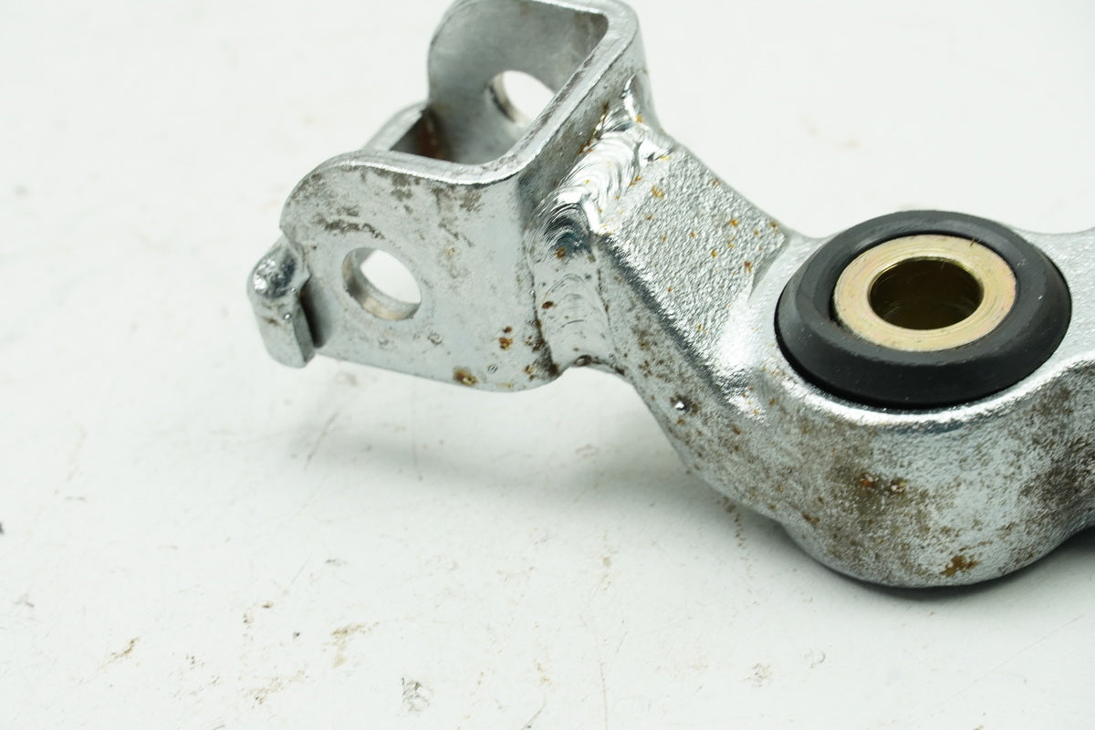 YAMAHA XV 750 4PW VIRAGO Footpeg Bracket Rider Right Footrest Plate