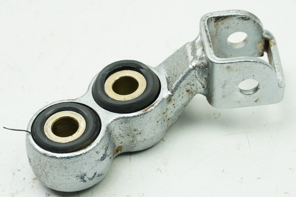 YAMAHA XV 750 4PW VIRAGO Footpeg Bracket Rider Right Footrest Plate