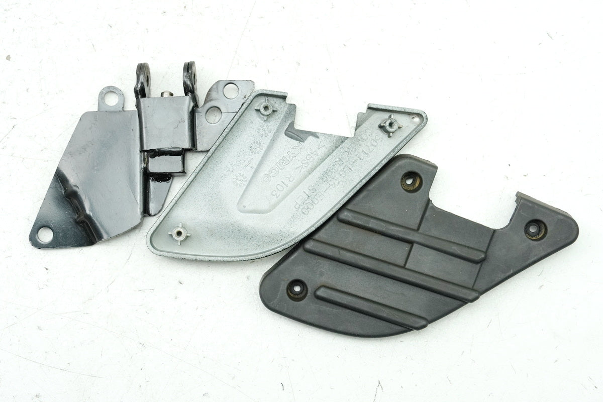 KYMCO PEOPLE GT 300 i V4 Estribera derecha pasajero Goma reposapiés Cubierta Tapa