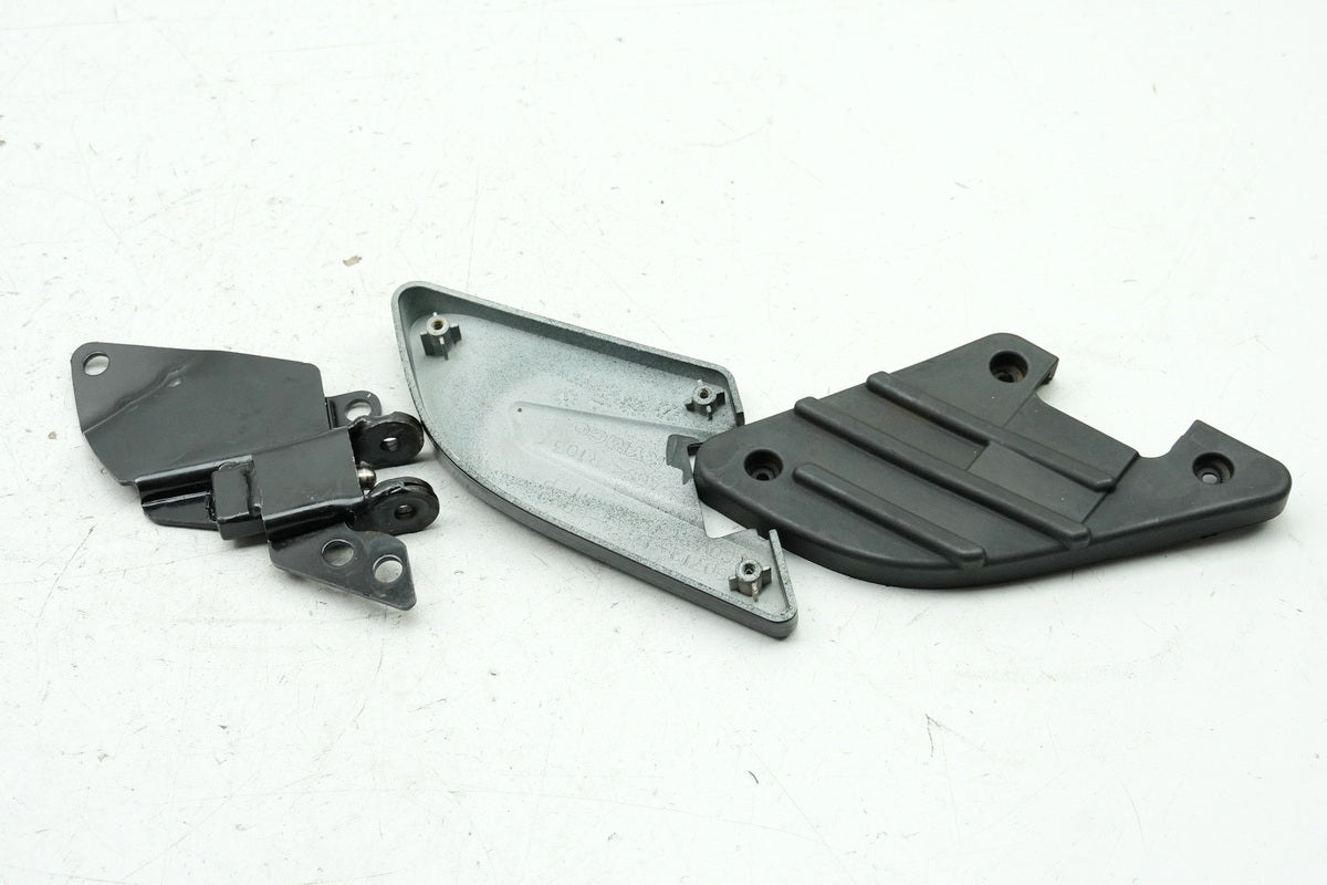 KYMCO PEOPLE GT 300 i V4 Estribera derecha pasajero Goma reposapiés Cubierta Tapa
