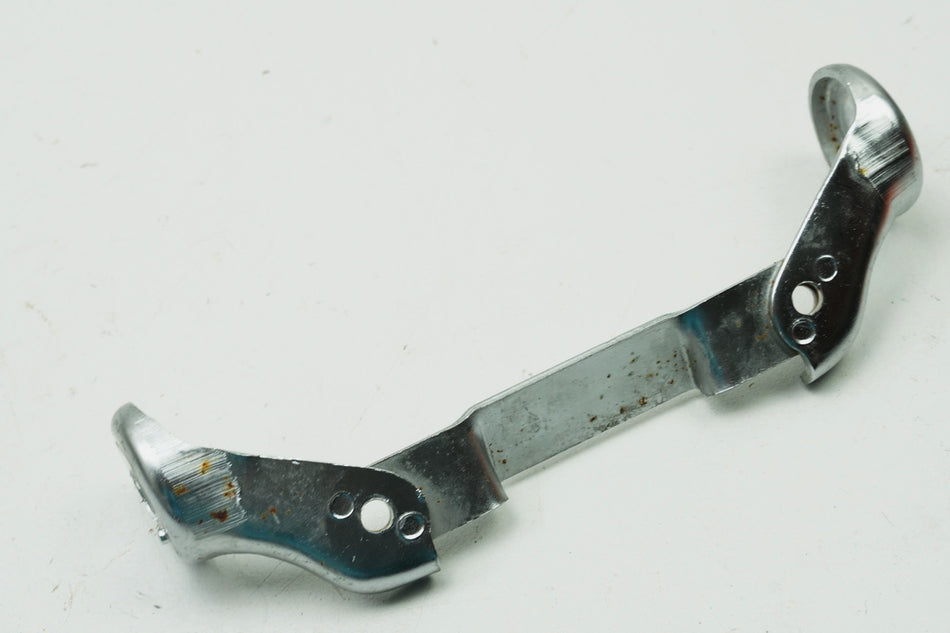 YAMAHA XV 750 4PW VIRAGO Indicator Bracket Front Mounting Plate Carrier Holder