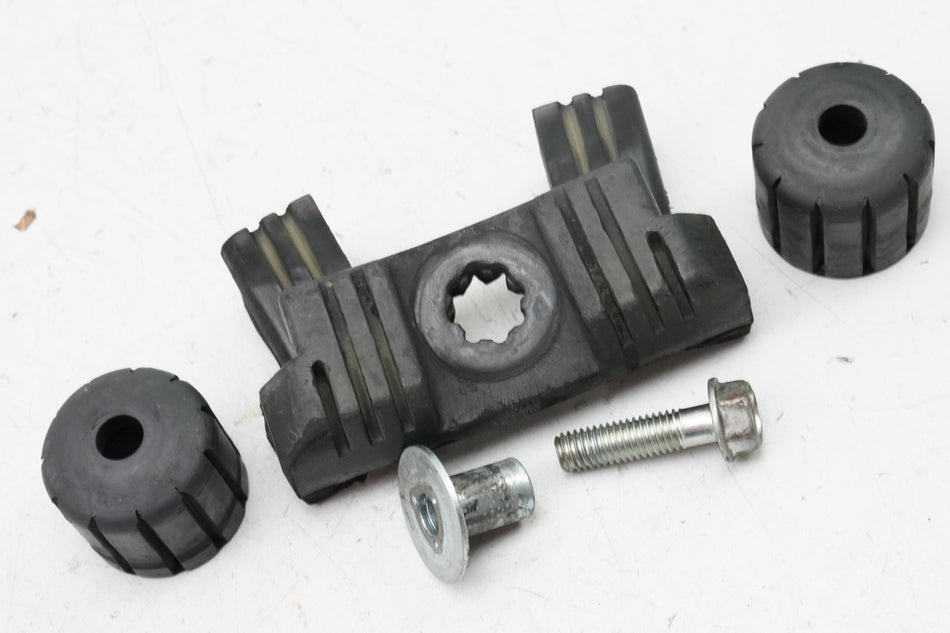 HONDA CB 750 RC42 SEVENFIFTY Gomas Soporte depósito Amortiguadores Soporte depósito