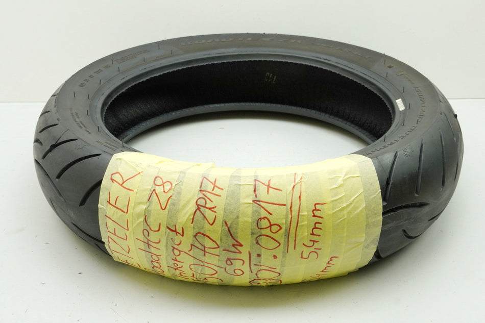 Metzeler Roadtec Z8 150/ 70 ZR 17 M/C 69W neumático trasero