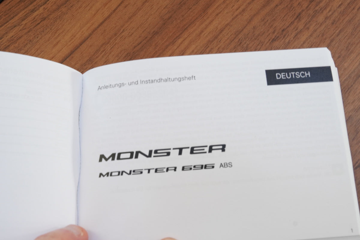 DUCATI MONSTER 696 ABS M5 Manual de instrucciones original Guía de uso