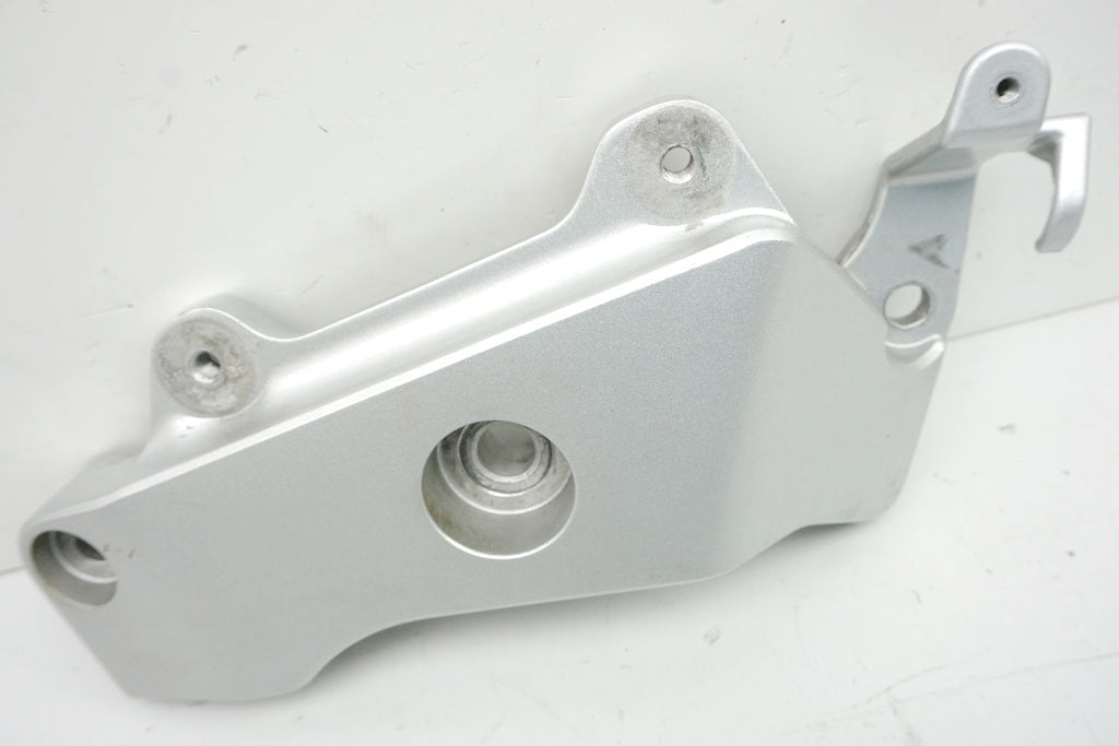 Honda CB 600 PC34 PC36 Hornet Halteplatte rechts Fußrastenträger Rahmen Halter