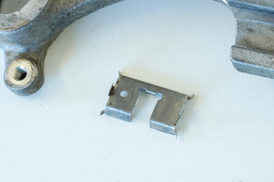 YAMAHA YZ 426 F 5BE Placa de anclaje pinza de freno trasera soporte placa de anclaje de freno