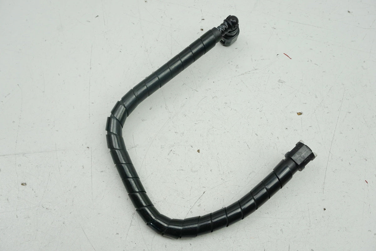 Suzuki GSX 1400 WVBN Benzinleitung Benzinschlauch Fuel Pipe