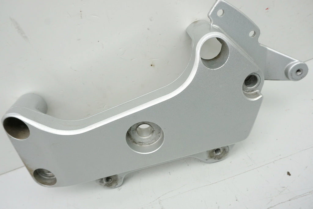 Honda CB 600 PC34 PC36 Hornet Mounting Plate Left Footrest Holder Frame Bracket