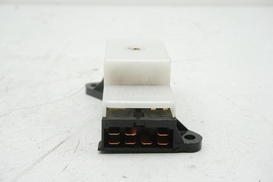 SUZUKI GSX 600 F GN72B Sicherungskasten Fuse Box - 26444 km