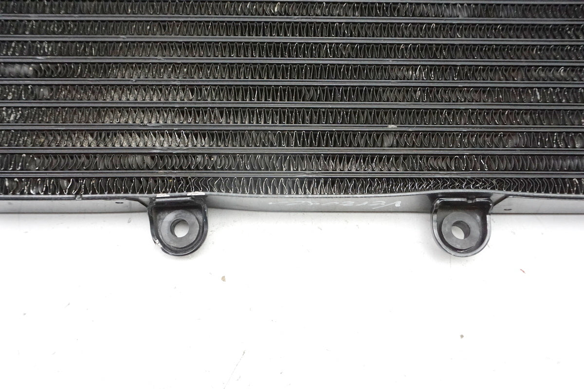 Suzuki GSX 1400 WVBN Radiador de aceite