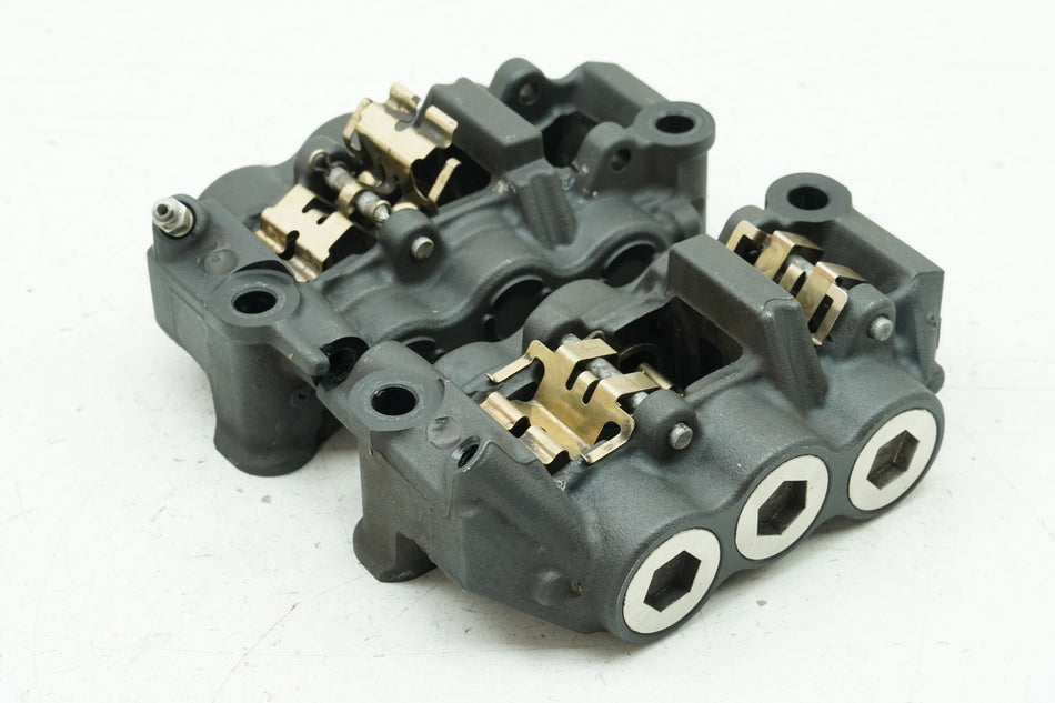 YAMAHA YZF R1 RN22 RN19 MT01 RP18 pinzas de freno delanteras par