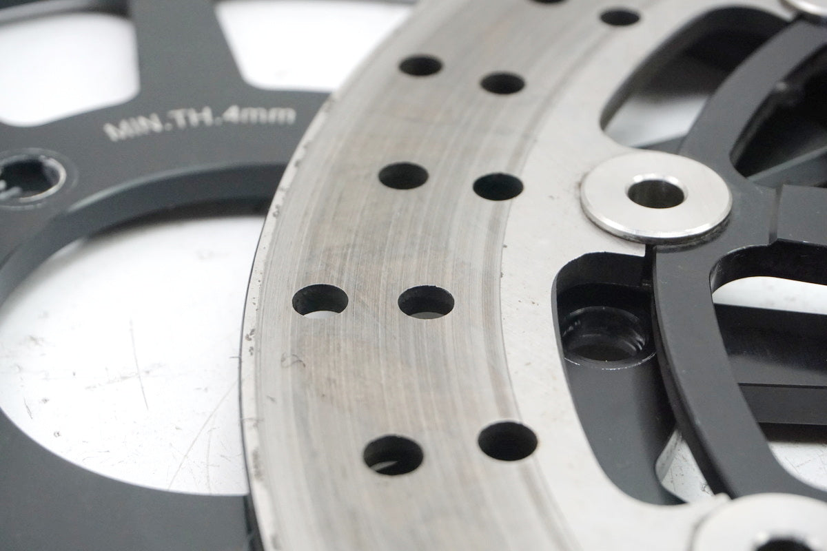 Suzuki GSX 1400 WVBN Bremsscheiben vorn Paar Brake Disc - 4,81 mm