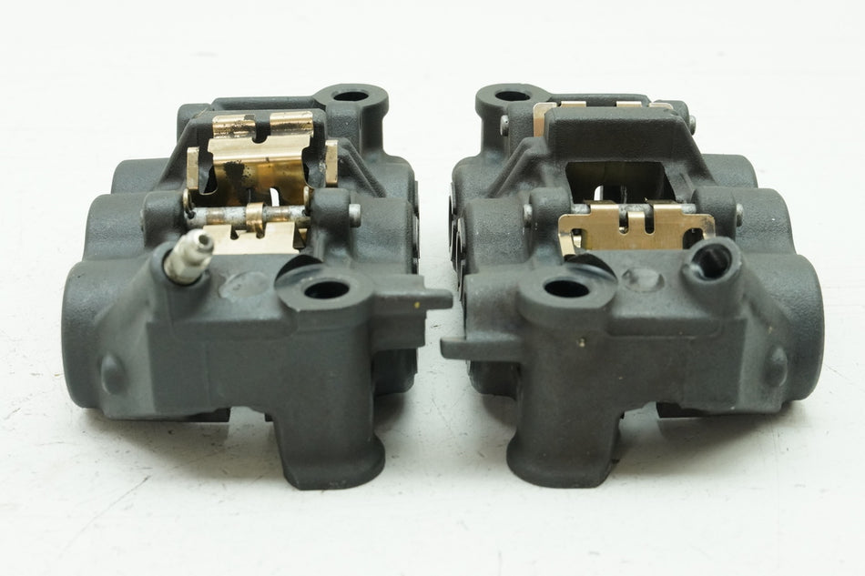 YAMAHA YZF R1 RN22 RN19 MT01 RP18 pinzas de freno delanteras par