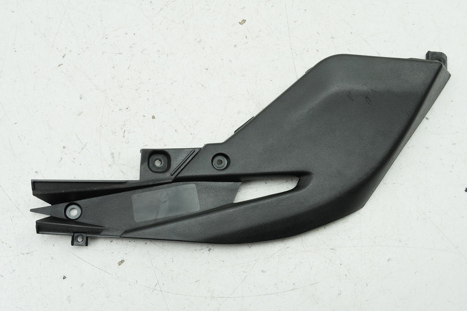 KYMCO PEOPLE GT 300 i V4 Cubierta reposapiés izquierda Tapa lateral Carenado