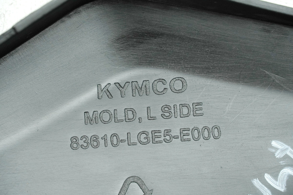 KYMCO PEOPLE GT 300 i V4 Cover Footrest Left Cover Side Panel Fairing