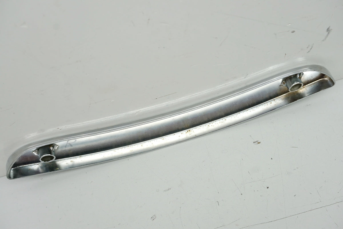 KAWASAKI EL 250 B ELIMINATOR Fender Mount Right Cover Trim