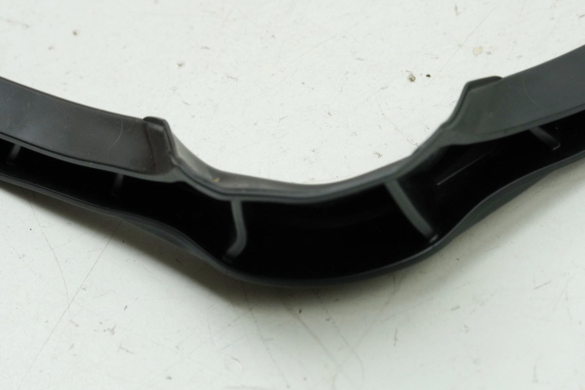 YAMAHA MTN 1000 MT10 RN78 Rubber Seal Guide Surface Windshield Front Fairing