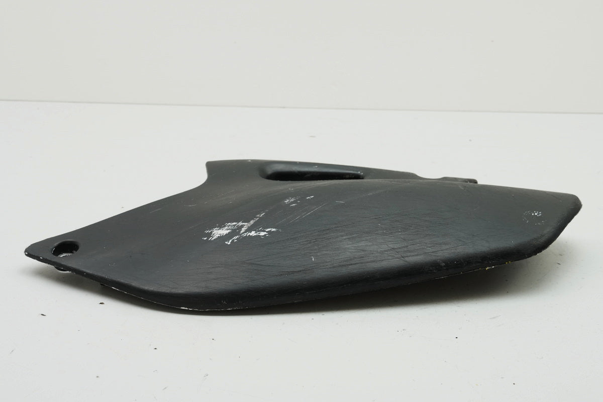 YAMAHA YZ 426 F 5BE Tapa lateral izquierda Carenado trasero Cubierta
