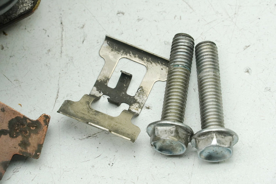 KAWASAKI Z 650 ER650HA2 Bremssattel rechts Nissin Bremszange Bremskolben
