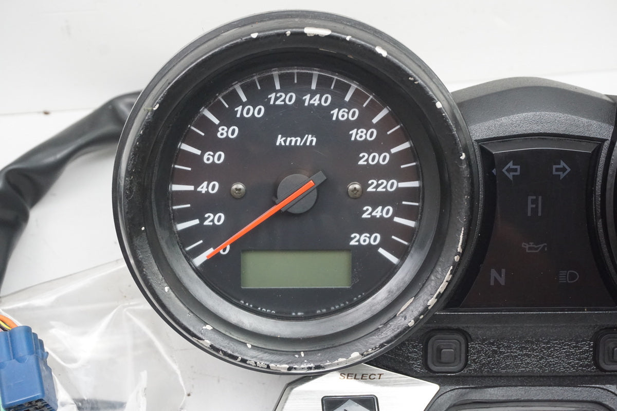 Suzuki GSX 1400 WVBN Tacho Cockpit Instrumente Speedometer Drehzahlmesser