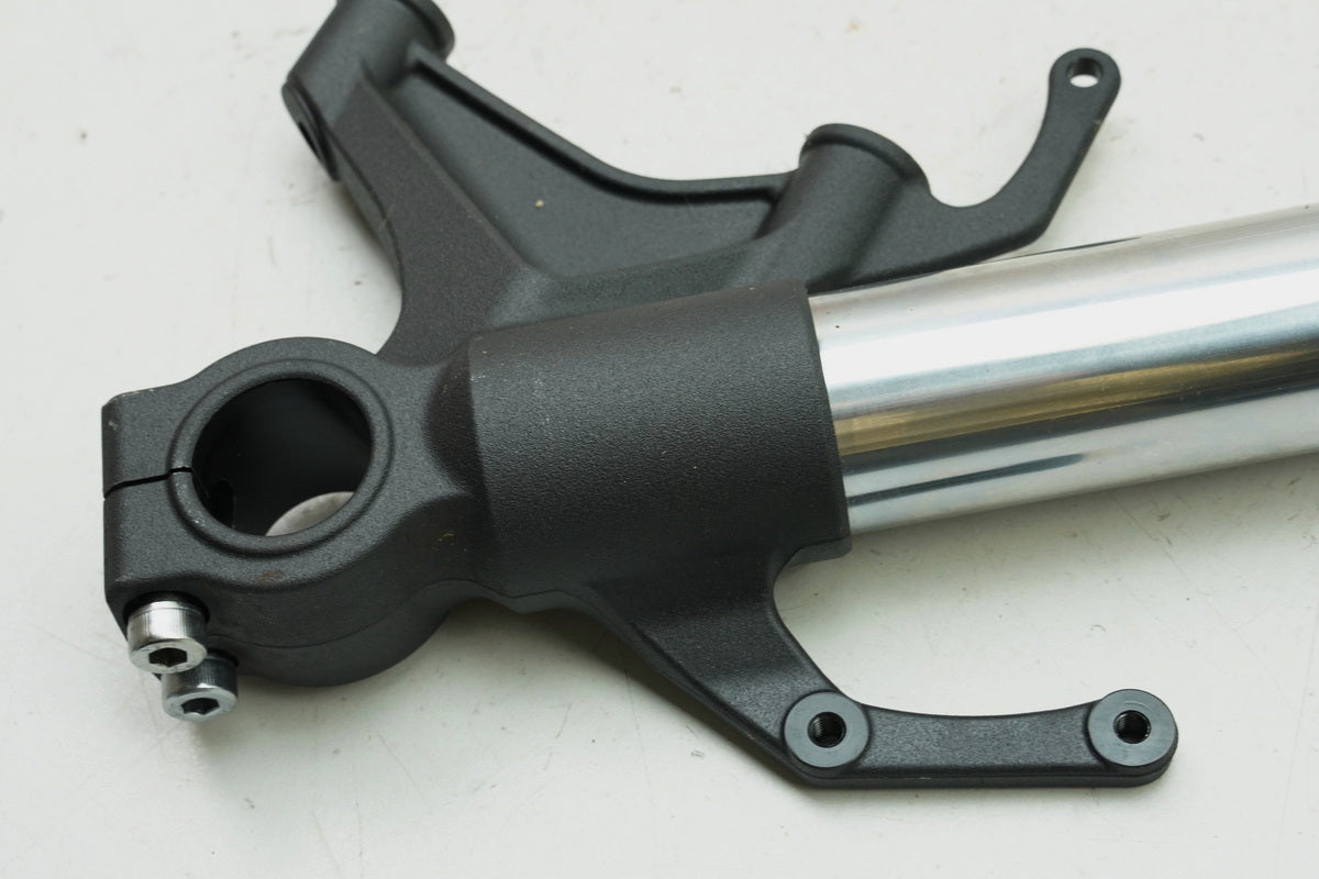 YAMAHA MTN 1000 MT10 RN78 Fork Stanchion Right Fork Tube Inner Tube Damper Cartridge