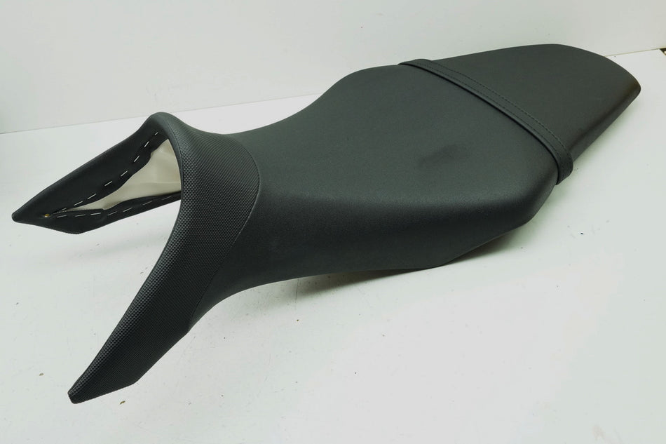 YAMAHA MT09 RN29 - Asiento (II) Asiento original 1RC-24730-00 13-16