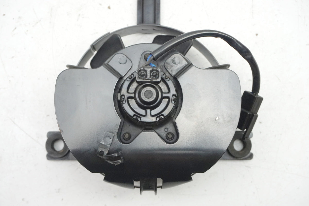 Suzuki GSX 1400 WVBN Lüfterrad Kühler Motor Lüfter Kühlerlüfter