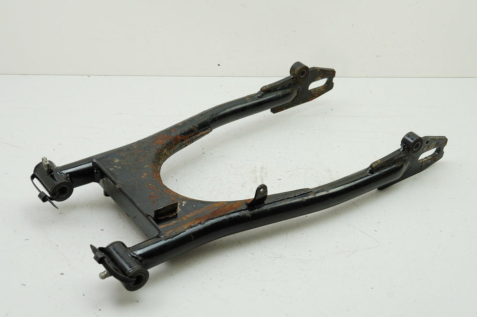 HONDA CB 450 N PC14 Basculante trasero