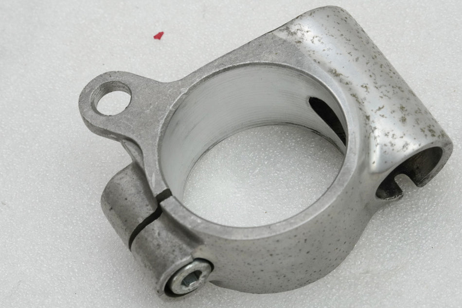 KAWASAKI ZX-7R ZX750P Handlebar Clip Right Clamp Holder Handlebar Holder 96-03