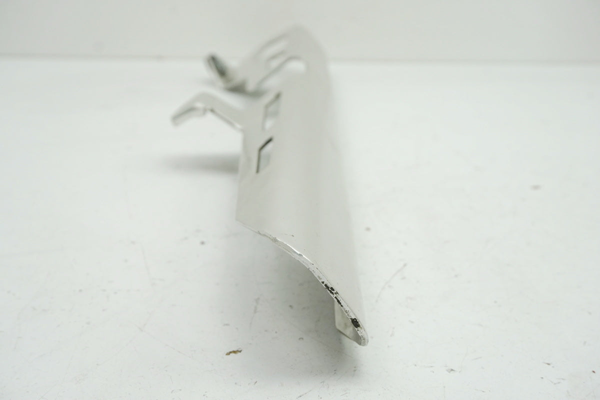 Suzuki GSX 1400 WVBN Kettenschutz Abdeckung Schwinge Cover