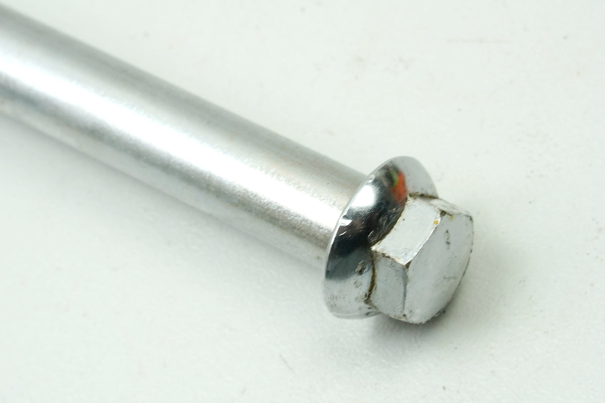 YAMAHA XV 750 4PW VIRAGO Front Axle (for front wheel fork)