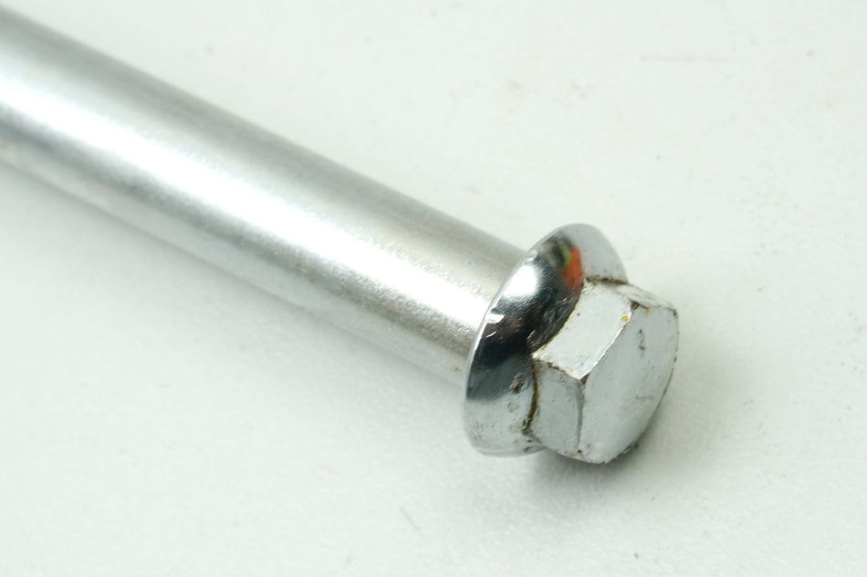 YAMAHA XV 750 4PW VIRAGO Front Axle (for front wheel fork)