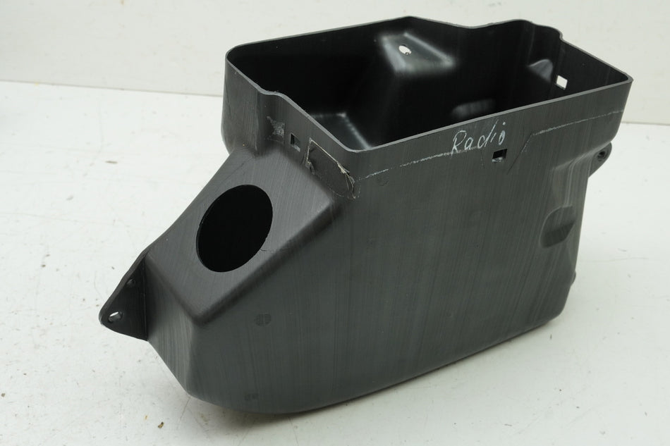 BMW R 1150 RT R22 Radiofach Unterteil Fach Radio unten Gehäuse Abdeckung Cover