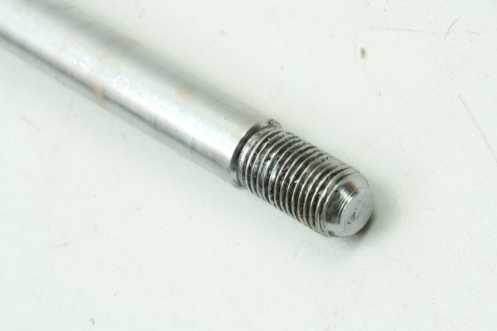 YAMAHA XV 750 4PW VIRAGO Front Axle (for front wheel fork)
