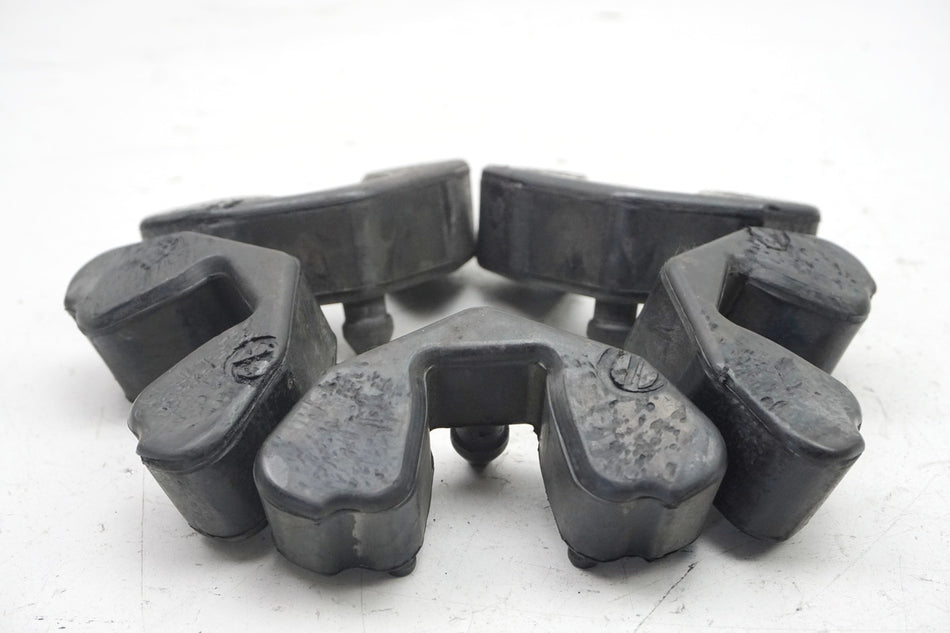 Juego de gomas amortiguadoras para llanta de arrastre Suzuki GSX 1400 WVBN