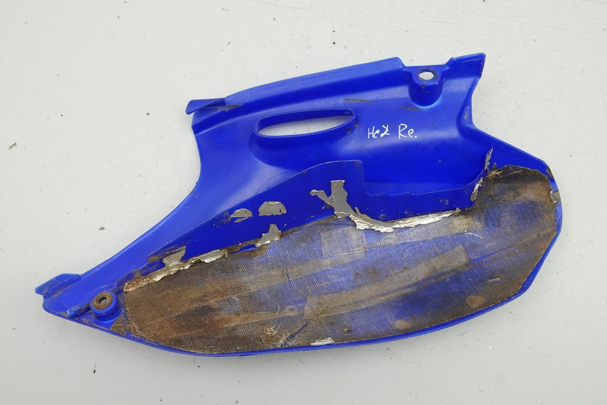 YAMAHA YZ 426 F 5BE Tapa lateral derecha Carenado trasero Cubierta