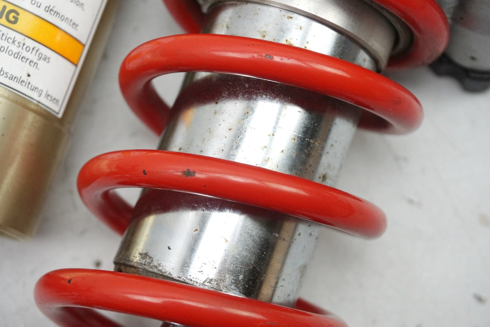 Suzuki GSX 1400 WVBN Federbeine Stoßdämpfer Shock Absorber Paar