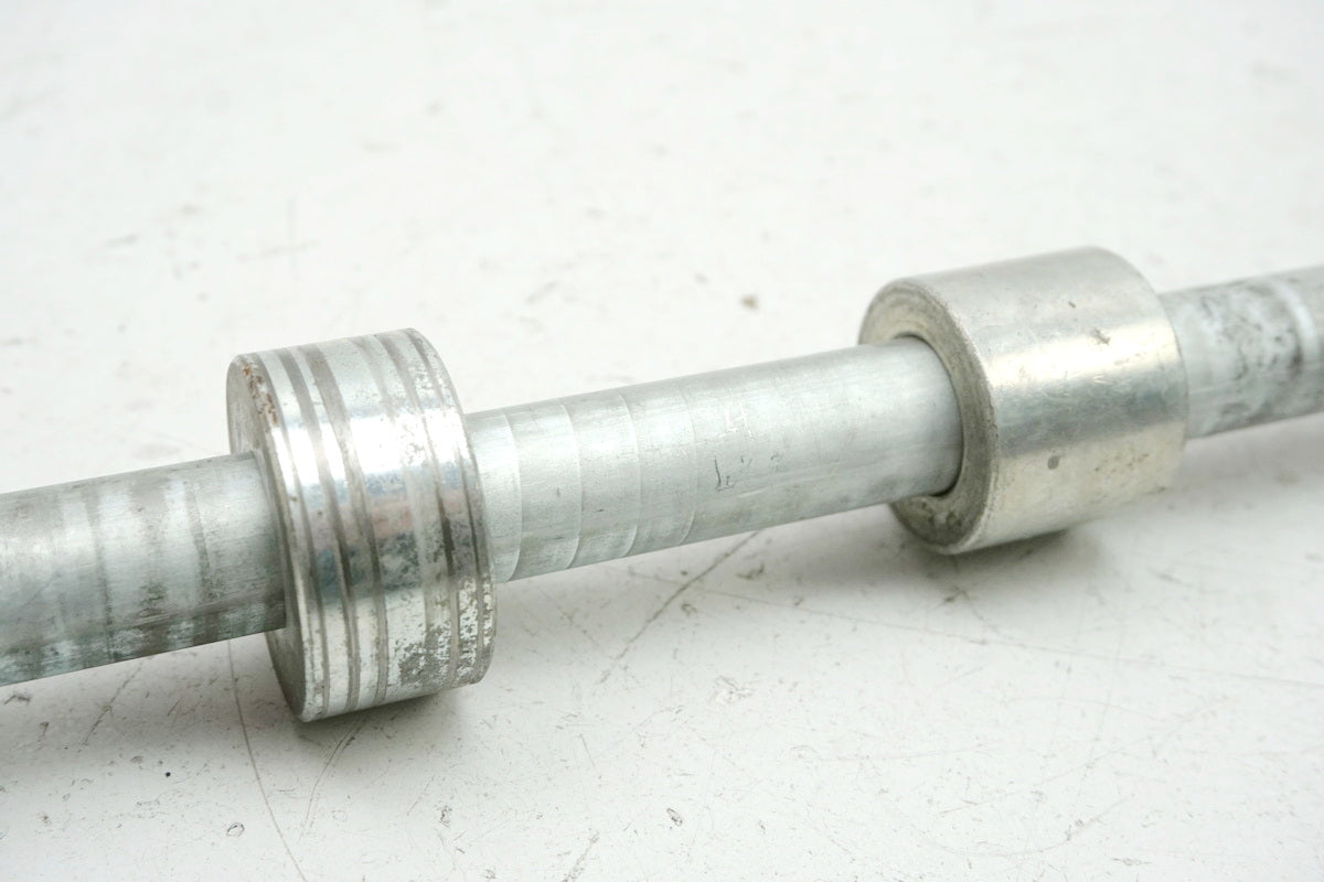 KAWASAKI EL 250 B ELIMINATOR Steckachse hinten Achse Distanzhülsen