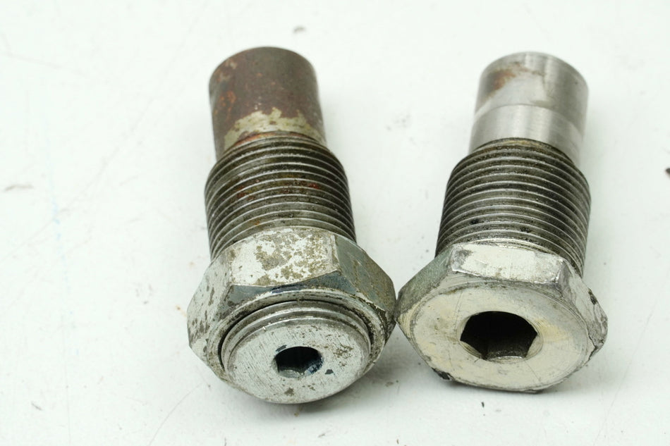 YAMAHA XV 750 4PW VIRAGO Screws Swingarm Lock Swingarm Bolt