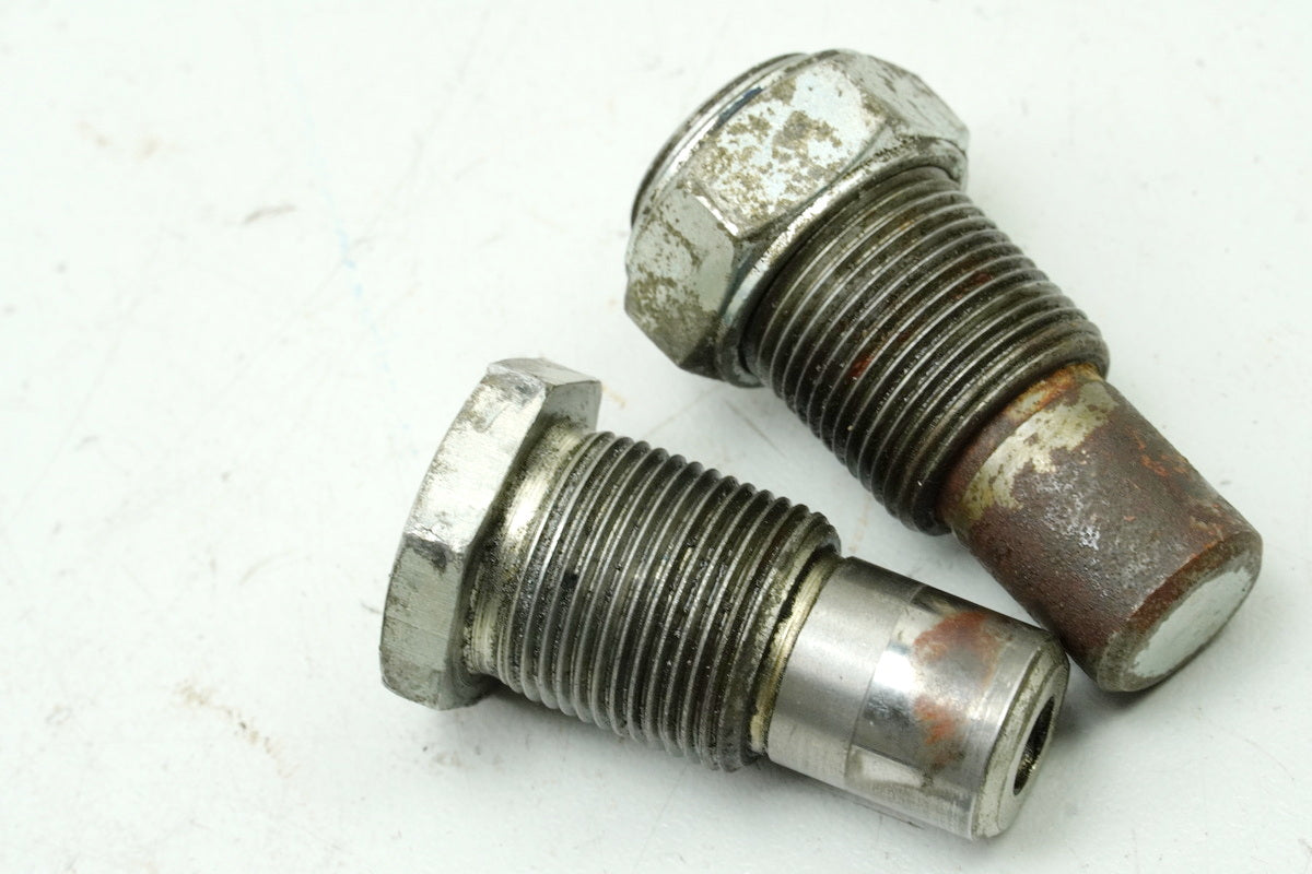 YAMAHA XV 750 4PW VIRAGO Screws Swingarm Lock Swingarm Bolt