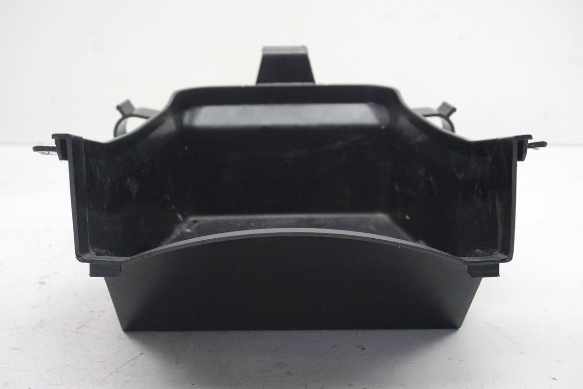 Suzuki GSX 1400 WVBN Compartimento para herramientas, compartimento portaobjetos, caja portaobjetos
