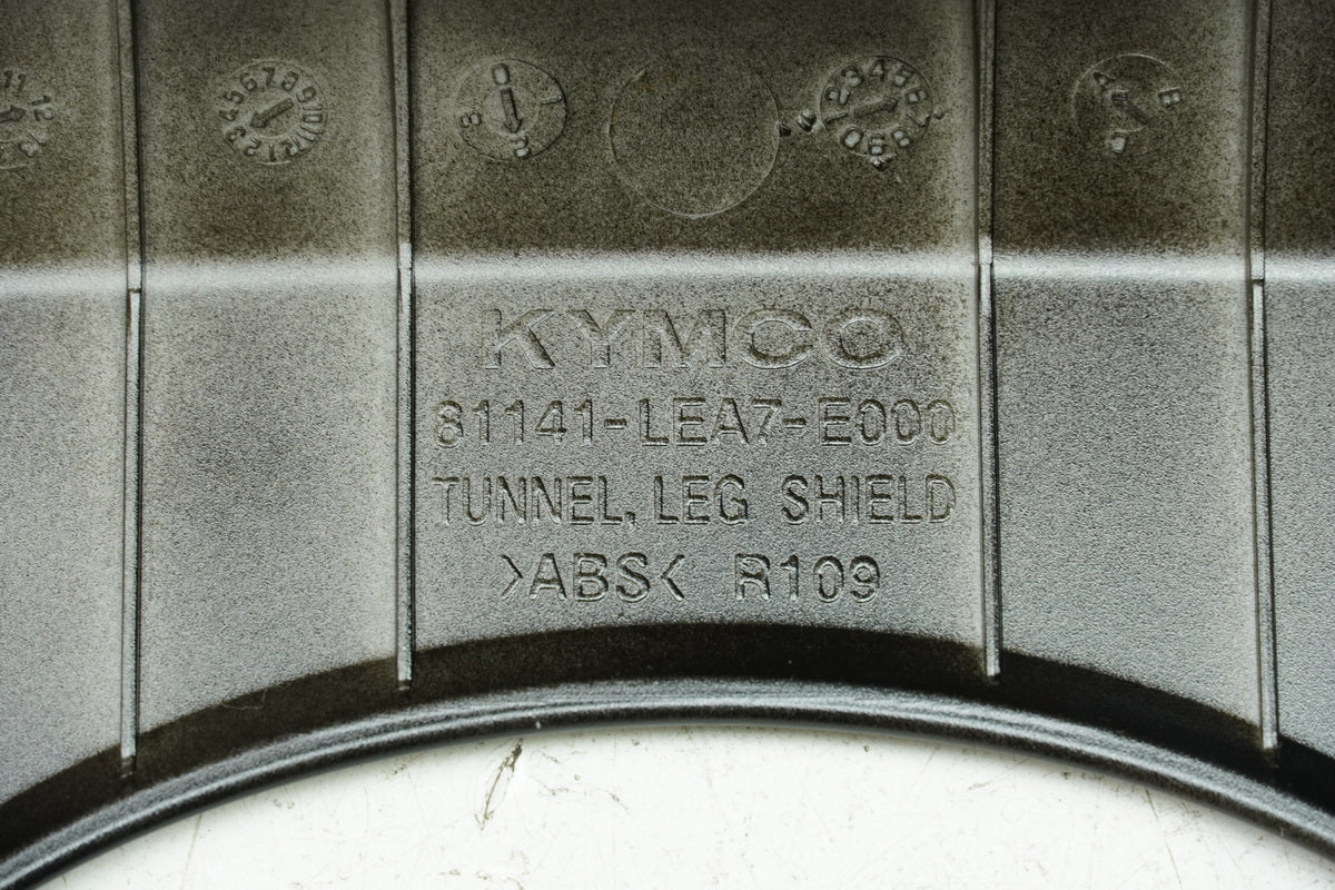 KYMCO DOWNTOWN 300 i ABS RFBV20 Carenado cabina bajo manillar Tapa Cubierta