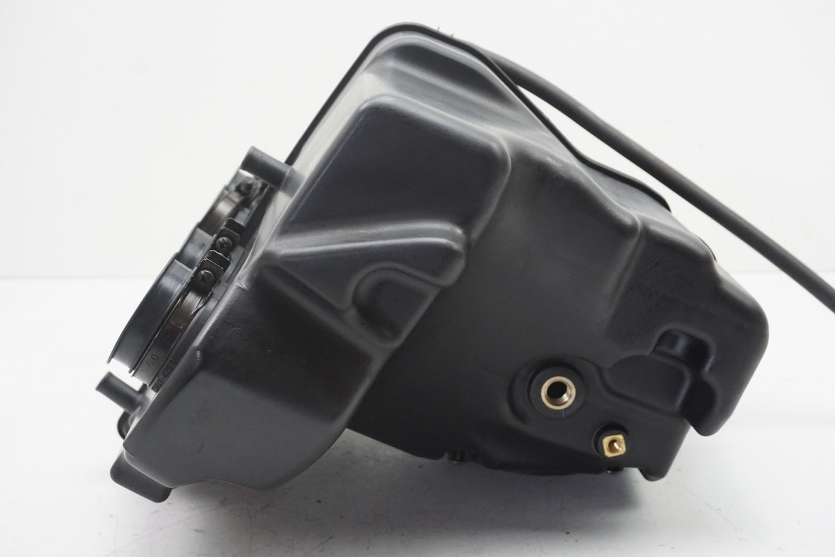 Suzuki GSX 1400 WVBN Airbox Luftfilterkasten
