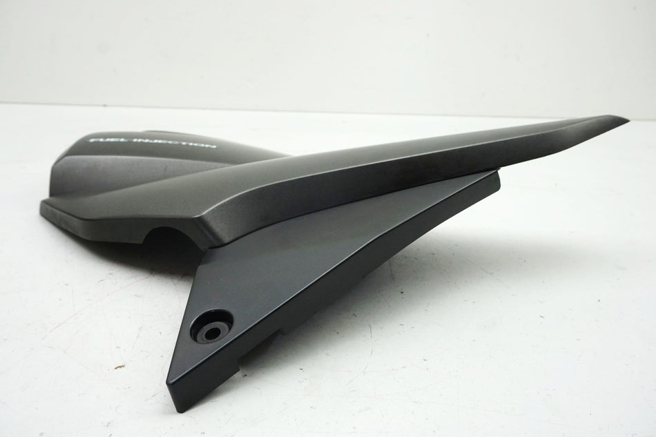 Suzuki GSX 1400 WVBN Tapa lateral izquierda Cubierta Embellecedor Carenado
