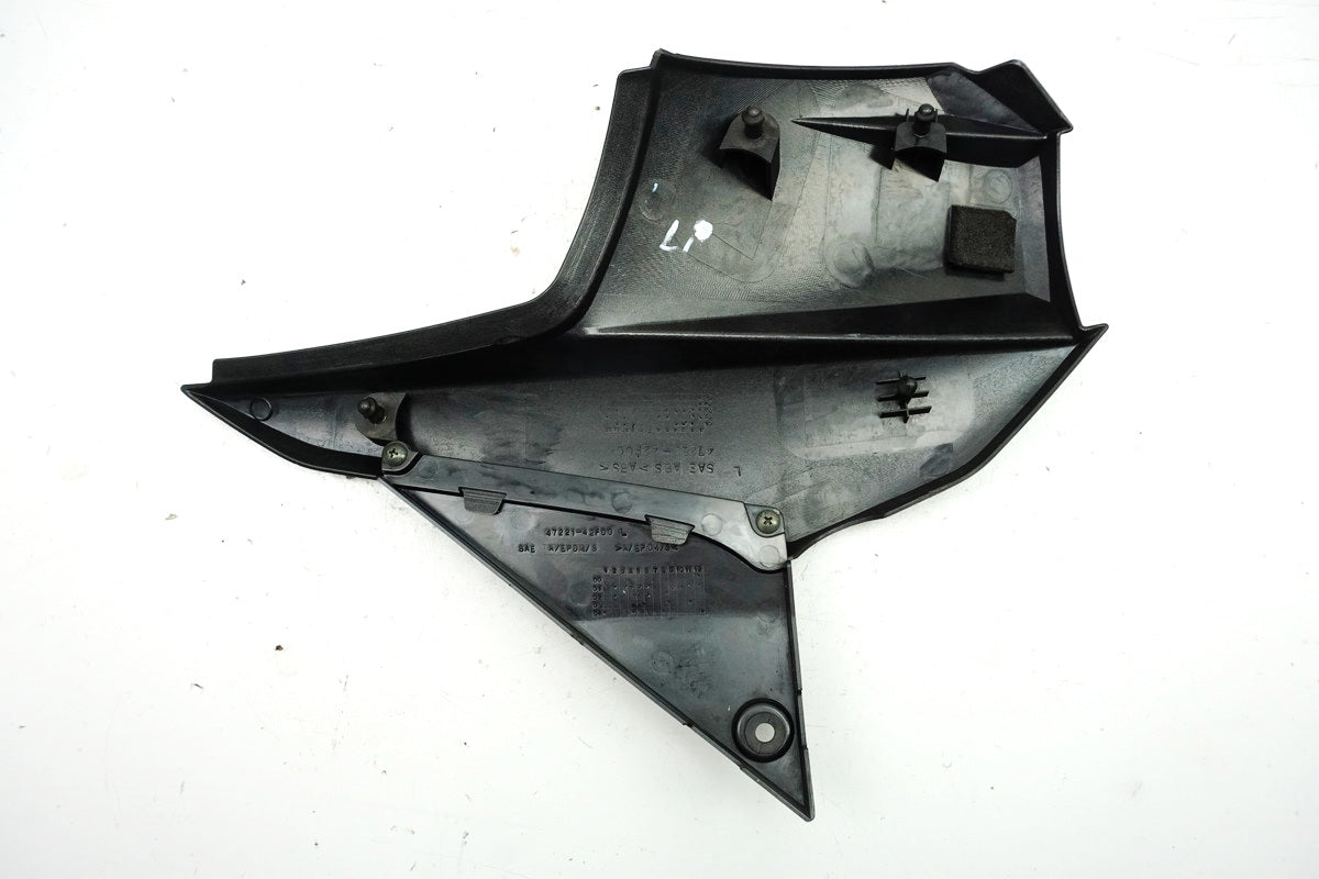 Suzuki GSX 1400 WVBN Seitendeckel links Abdeckung Cover Blende Verkleidung