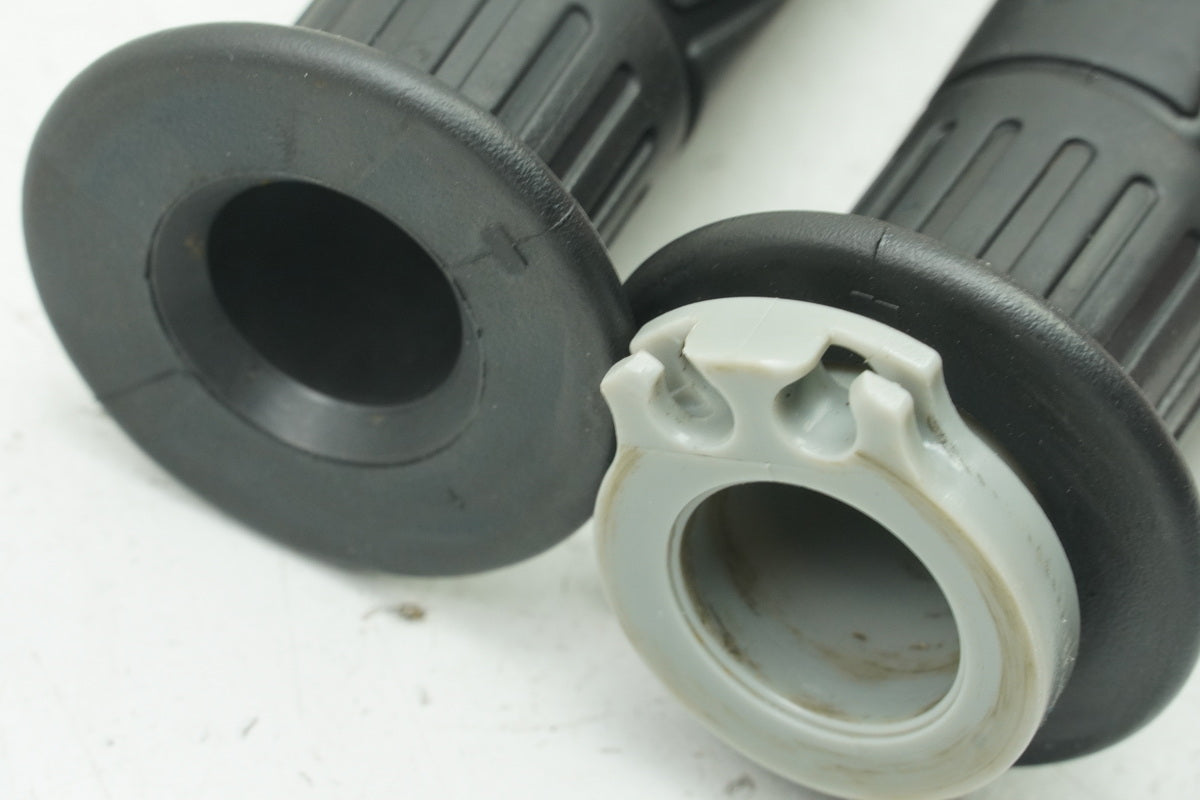KAWASAKI Z 650 ER650HA2 Throttle Grip Rubber Grips Handlebar