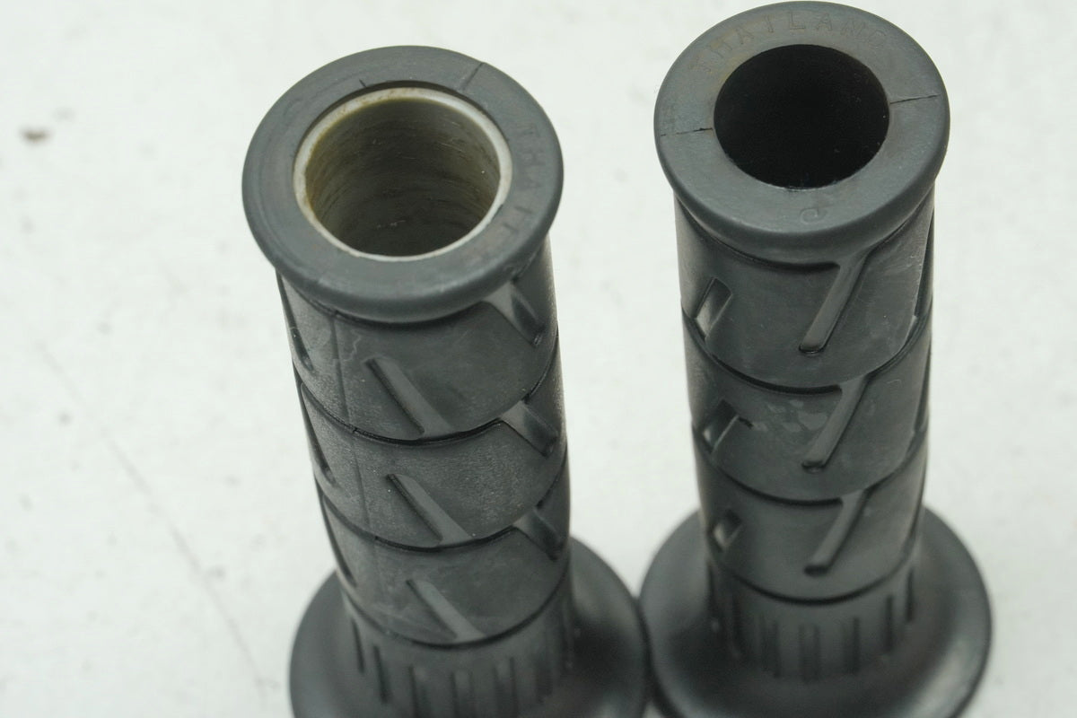 KAWASAKI Z 650 ER650HA2 Throttle Grip Rubber Grips Handlebar