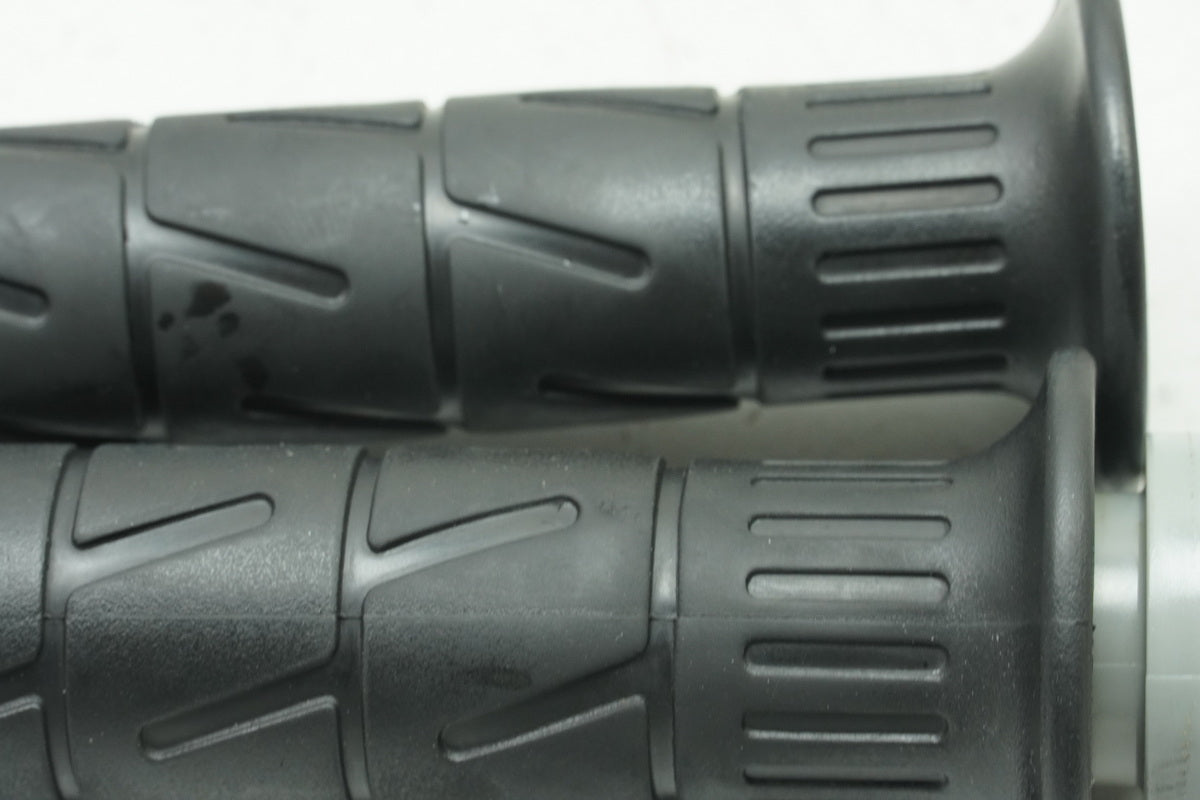 KAWASAKI Z 650 ER650HA2 Throttle Grip Rubber Grips Handlebar