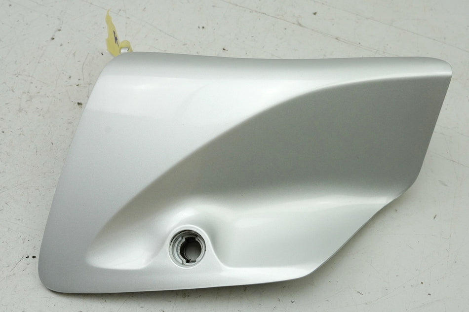 BMW R 1150 RT R22 Verkleidung Radio Deckel Abdeckung Cover Blende silber Klappe